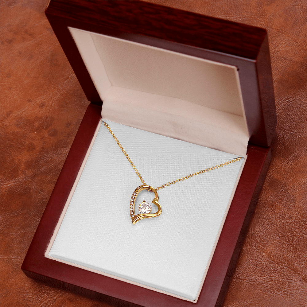 Forever Love Heart Necklace – Timeless Gift for Her